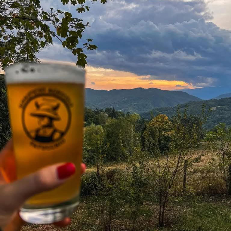 24 Agosto - a Merenda nell'Aia in Vallesanta - Tortello e Birra Agricola 24 Agosto - a Merenda nell'Aia in Vallesanta - Tortello e Birra Agricola
